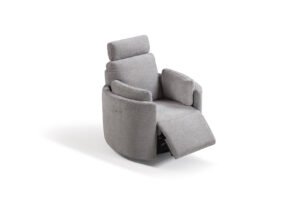 Relax Julio – Image 2